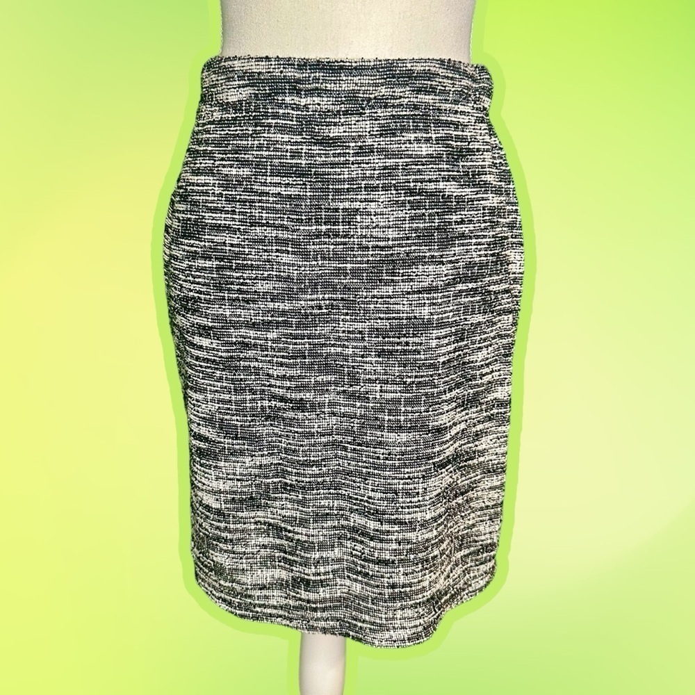 NWT Max Studio Black & White Marled Tweed Pull-On Pencil Skirt Size Small